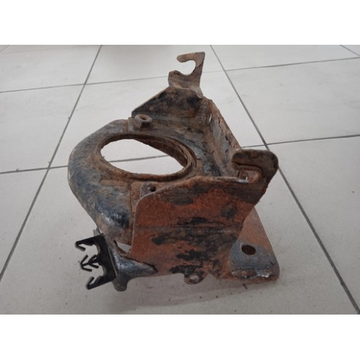 Кронштейн подушки КПП Fiat Scudo 2004-2006 1401152880